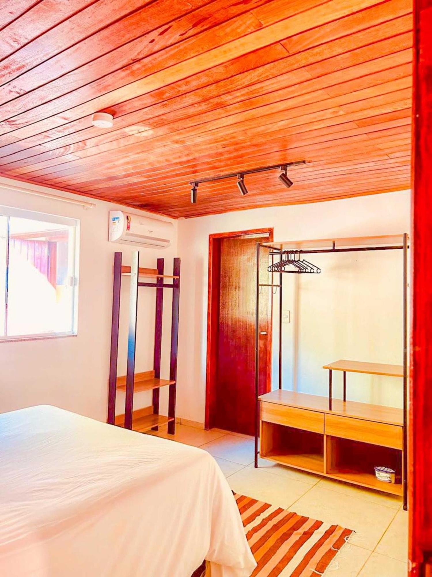 Nomades Riverside - Adventure & Coworking Hostal *