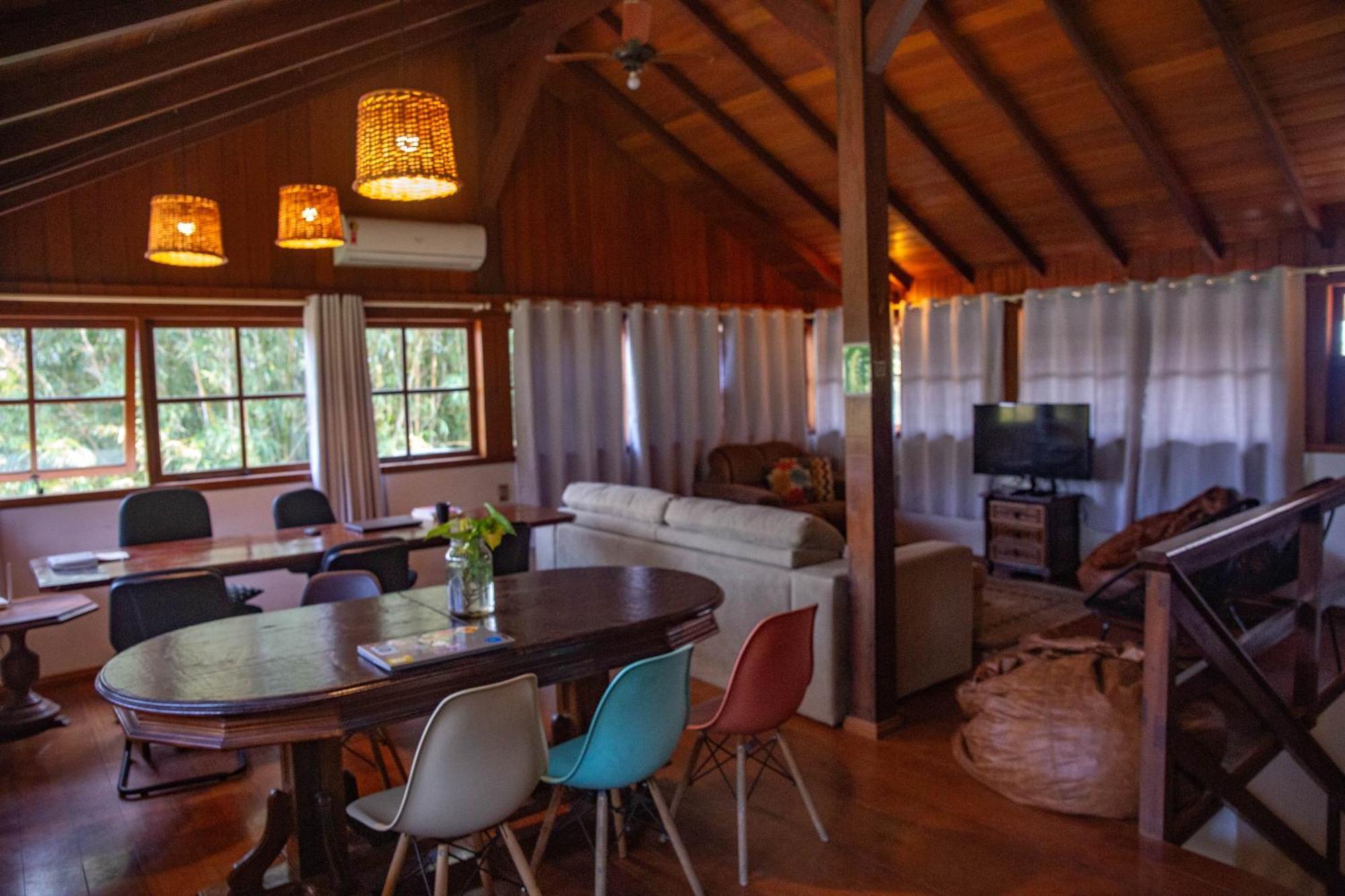 Nomades Riverside - Adventure & Coworking Hostal Florianópolis