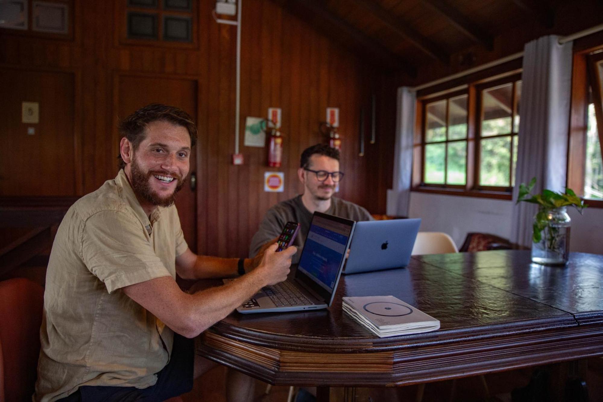 Hostal Nomades Riverside - Adventure & Coworking Florianópolis