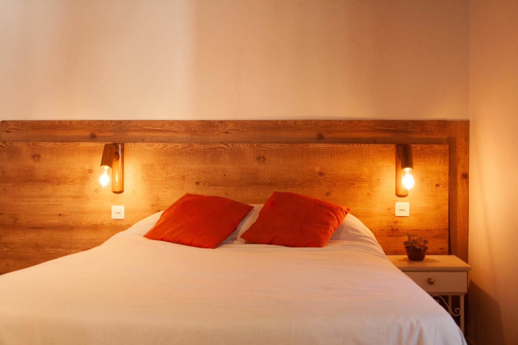 Nomades Riverside - Adventure & Coworking Hostel Florianopolis